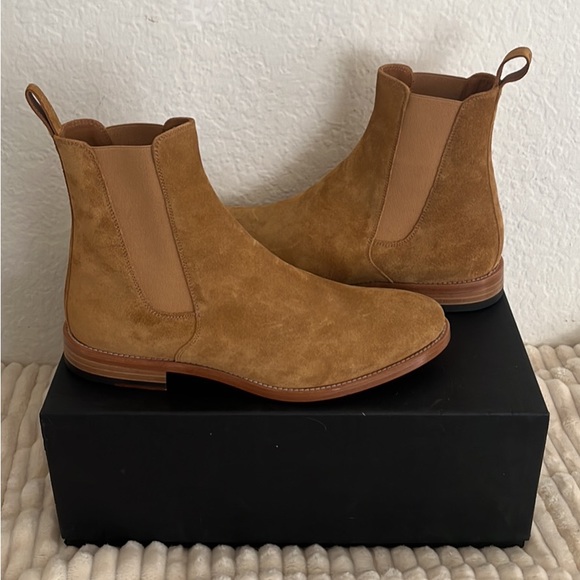 The Classic Whiskey Chelsea Boots by ORO Los Angeles size 6